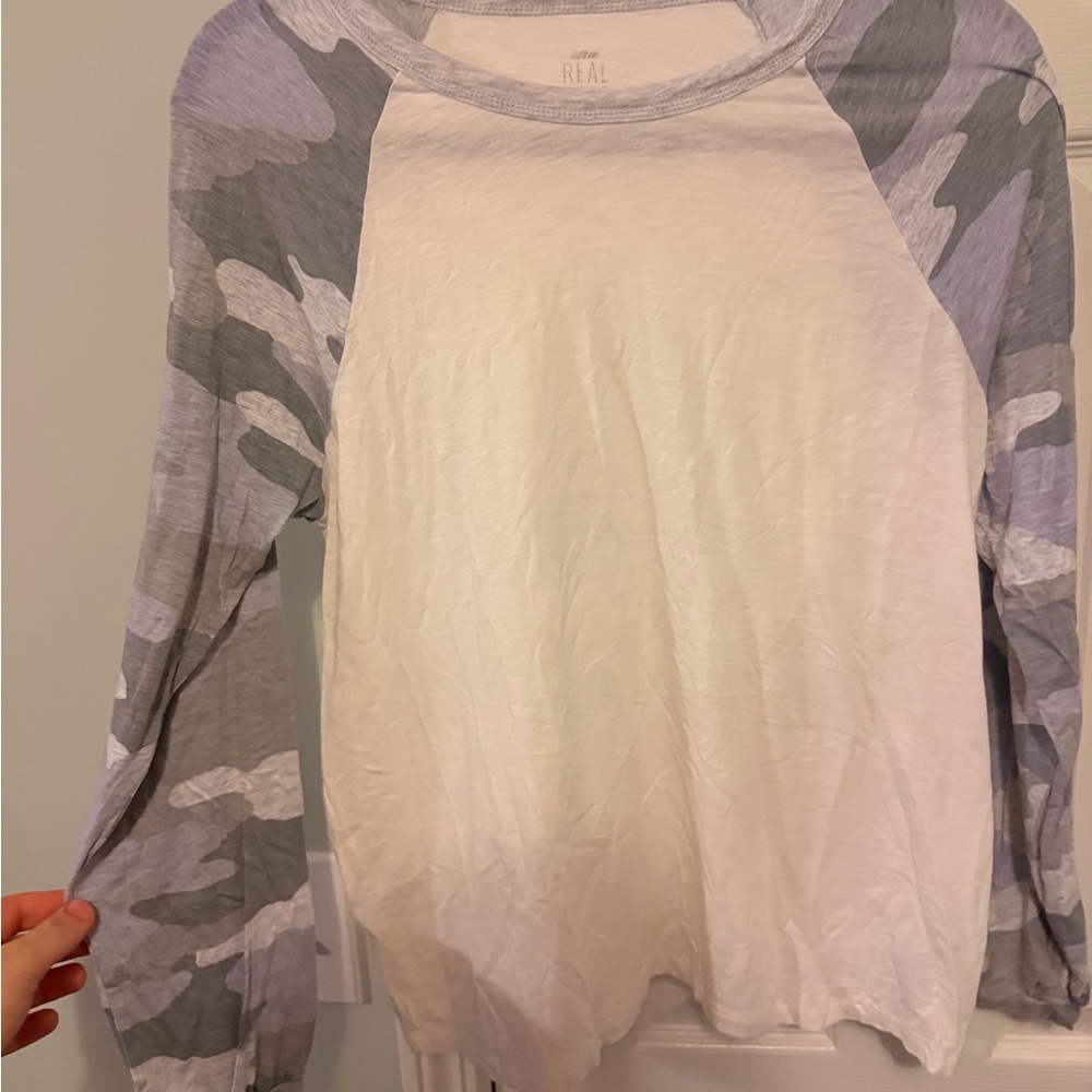 Aerie Cream and Gray Camo Long Sleeve Tee